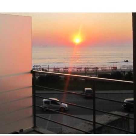Oceanview Apartment On Beach Near Porto Vila Nova de Gaia Kültér fotó
